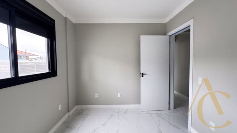 Apartamento para alugar – 2 quartos sendo 1 suíte – Flor de Nápolis – São José/SC.