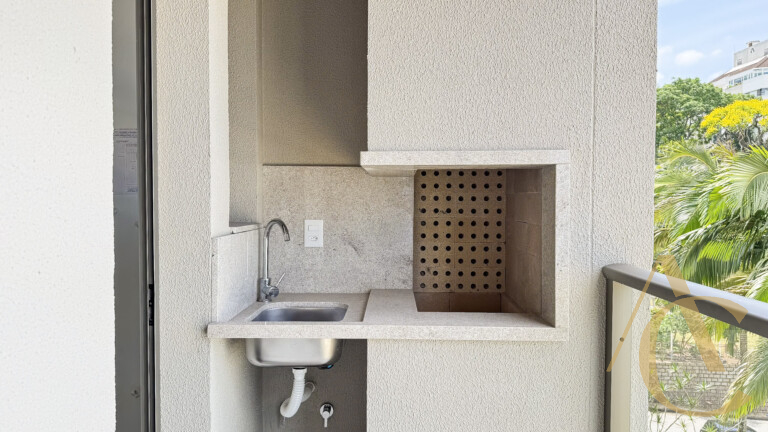 Apartamento à venda – 2 quartos sendo 1 suíte – João Paulo, Florianópolis/SC.