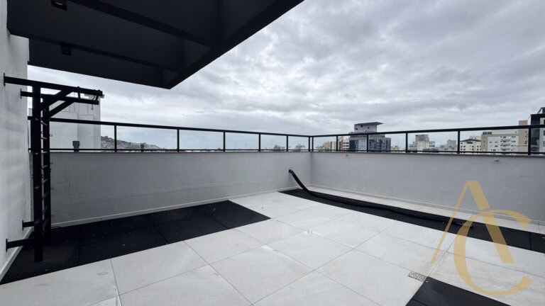 RESERVADO – Apartamento para alugar – 3 suítes – Centro – Florianópolis/SC.