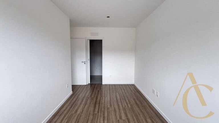 Apartamento à venda – 2 quartos sendo 1 suíte – Cacupé – Florianópolis/SC.