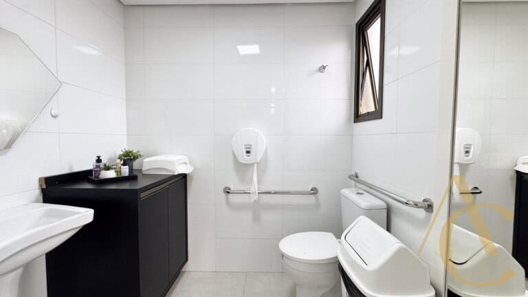 Sala para alugar – 38,36m² – Barreiros – São José/SC.
