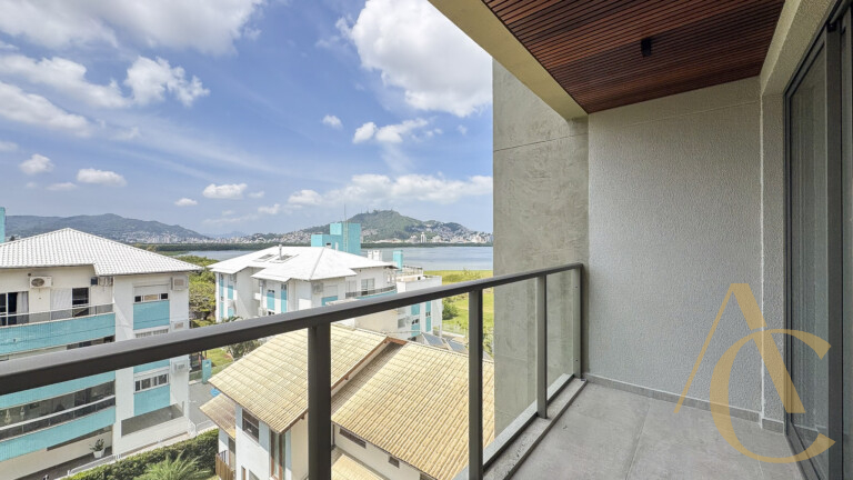 Apartamento à venda – 2 quartos sendo 1 suíte – João Paulo, Florianópolis/SC.