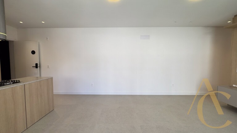 Apartamento à venda, 2 suítes, Centro, Florianópolis, SC.