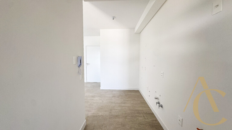 Apartamento à venda – 2 quartos sendo 1 suíte – João Paulo, Florianópolis/SC.