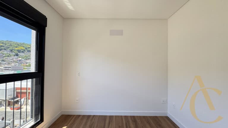 Apartamento à venda, 2 suítes, Centro, Florianópolis, SC.