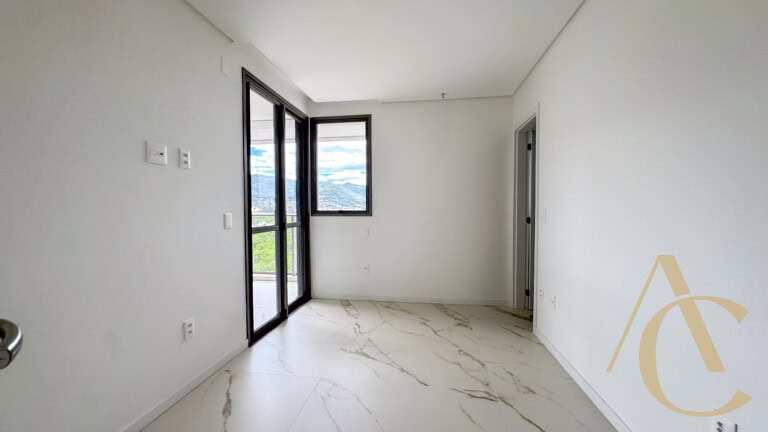 Apartamento à venda – 3 suítes – Cacupé – Florianópolis/SC.