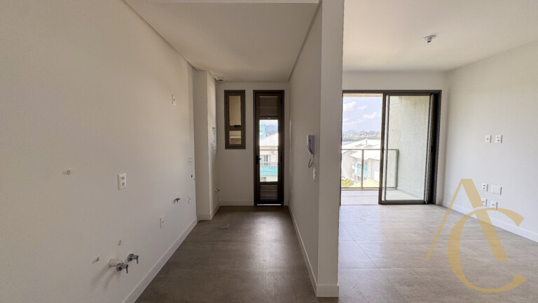 Apartamento à venda – 2 quartos sendo 1 suíte – João Paulo, Florianópolis/SC.