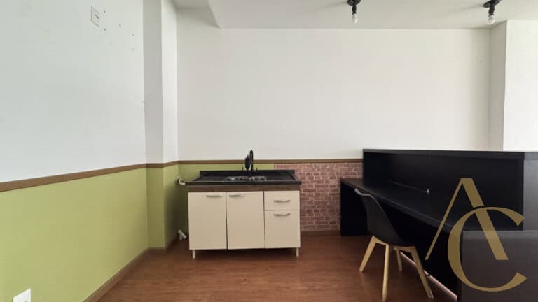 Loja para alugar com vitrine para rua Felipe Schmidt – Centro – Florianópolis, SC.