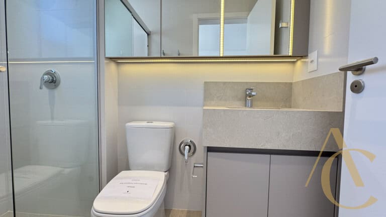 Apartamento à venda, 2 suítes, Centro, Florianópolis, SC.