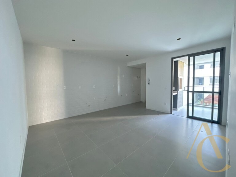 Apartamento à venda – 2 quartos sendo 1 suíte – Cacupé – Florianópolis/SC.