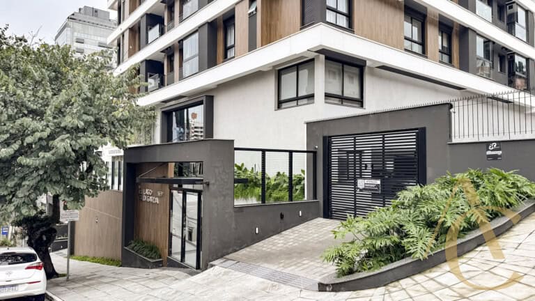 RESERVADO – Apartamento para alugar – 3 suítes – Centro – Florianópolis/SC.