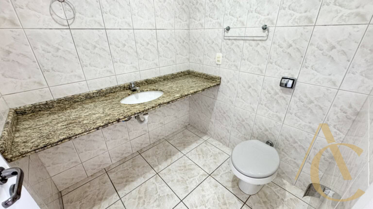 Apartamento para alugar – 03 quartos sendo 01 suíte – Centro – Palhoça/SC.
