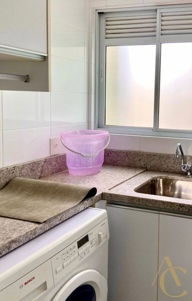 Apartamento à venda – 2 suítes – Centro – Florianópolis, SC.