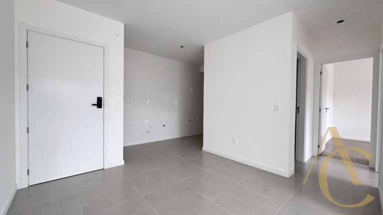 Apartamento à venda – 2 quartos sendo 1 suíte – Cacupé – Florianópolis/SC.