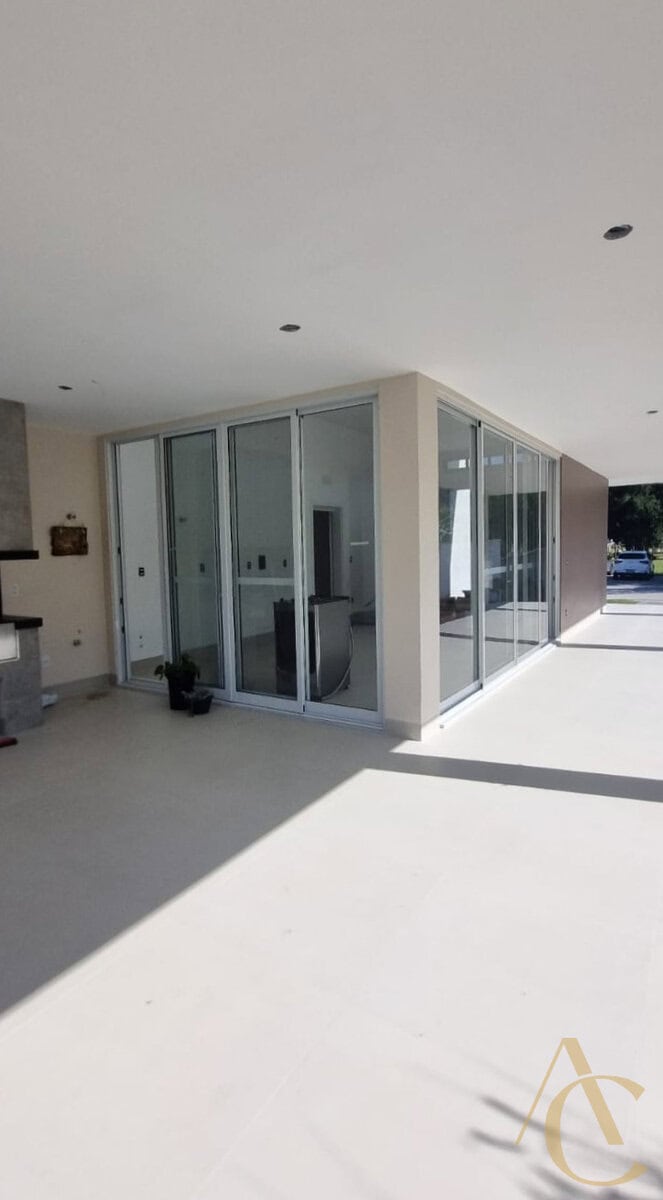 Casa residencial à venda – 3 suítes – Camboa – Governador Celso Ramos/SC.