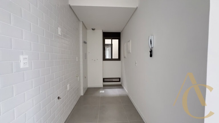 Apartamento à venda – 2 quartos sendo 1 suíte – Cacupé – Florianópolis/SC.