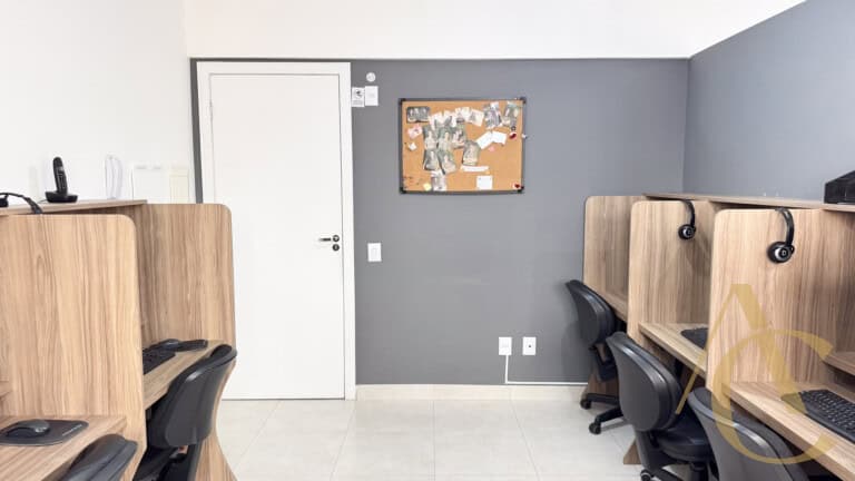 Sala para alugar – 38,36m² – Barreiros – São José/SC.