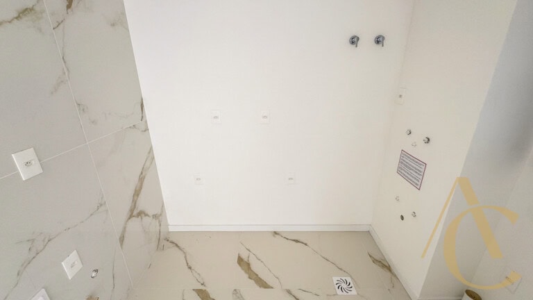 Apartamento à venda – 3 suítes – Cacupé – Florianópolis/SC.