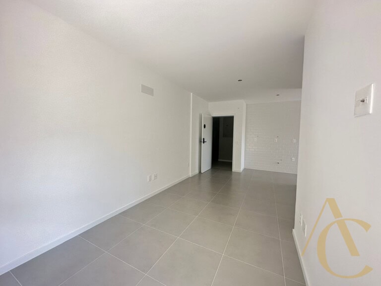 Apartamento à venda – 2 quartos sendo 1 suíte – Cacupé – Florianópolis/SC.