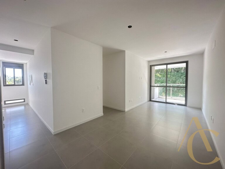 Apartamento à venda – 2 quartos sendo 1 suíte – Cacupé – Florianópolis/SC.