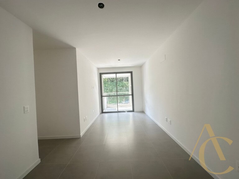 Apartamento à venda – 2 quartos sendo 1 suíte – Cacupé – Florianópolis/SC.