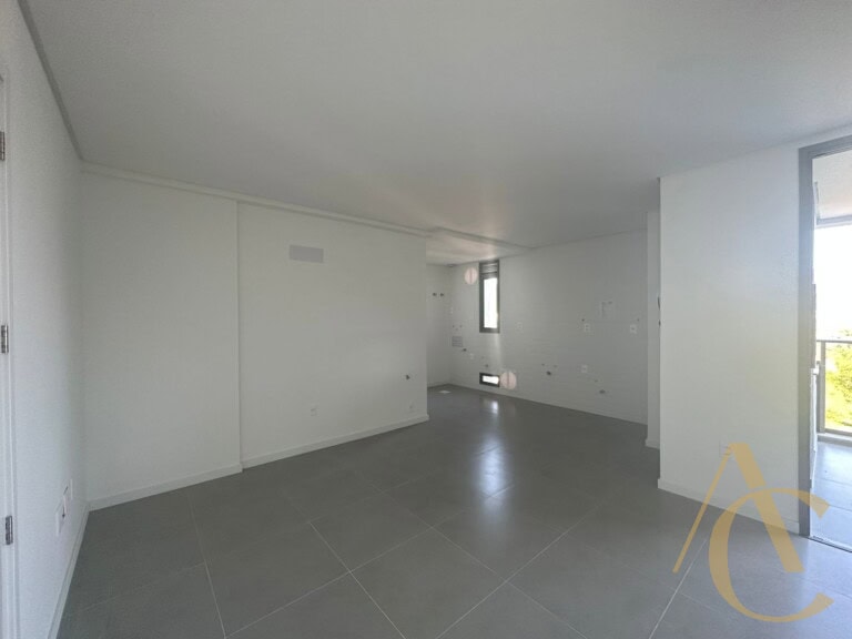 Apartamento à venda – 3 quartos sendo 2 suítes – Cacupé – Florianópolis/SC.