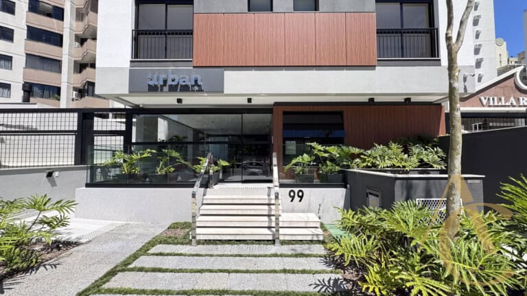 Apartamento à venda, 3 quartos sendo 1 suíte – 2 vagas de garagem –  Centro, Florianópolis, SC.