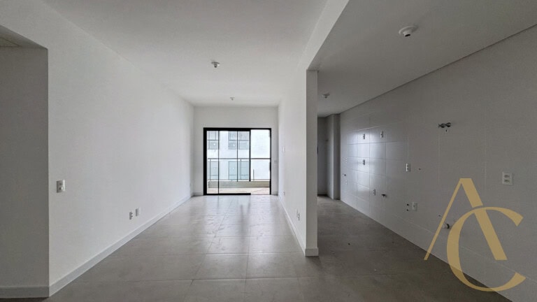 RESERVADO – Apartamento para alugar – 3 suítes – Centro – Florianópolis/SC.