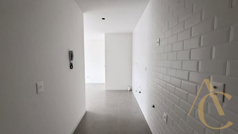 Apartamento à venda – 2 quartos sendo 1 suíte – Cacupé – Florianópolis/SC.