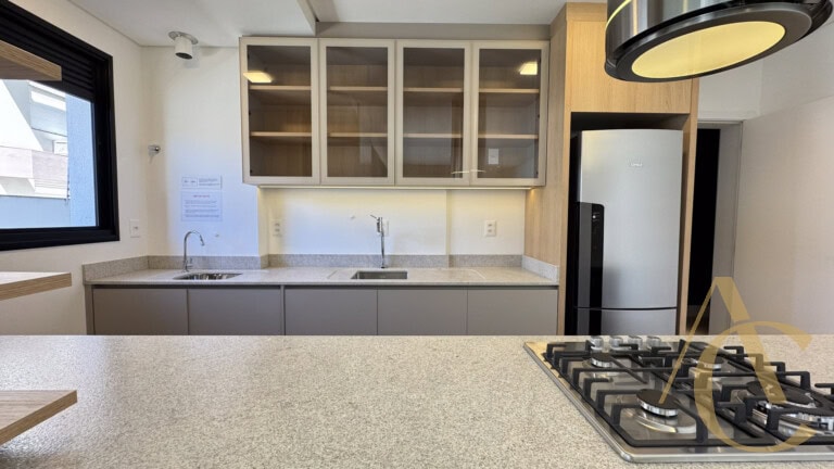 Apartamento à venda, 2 suítes, Centro, Florianópolis, SC.