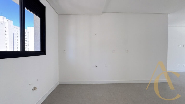 Apartamento à venda, 3 quartos sendo 1 suíte – 2 vagas de garagem –  Centro, Florianópolis, SC.