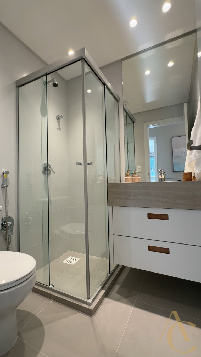 Apartamento à venda – 2 quartos sendo 1 suíte – Cacupé – Florianópolis/SC.