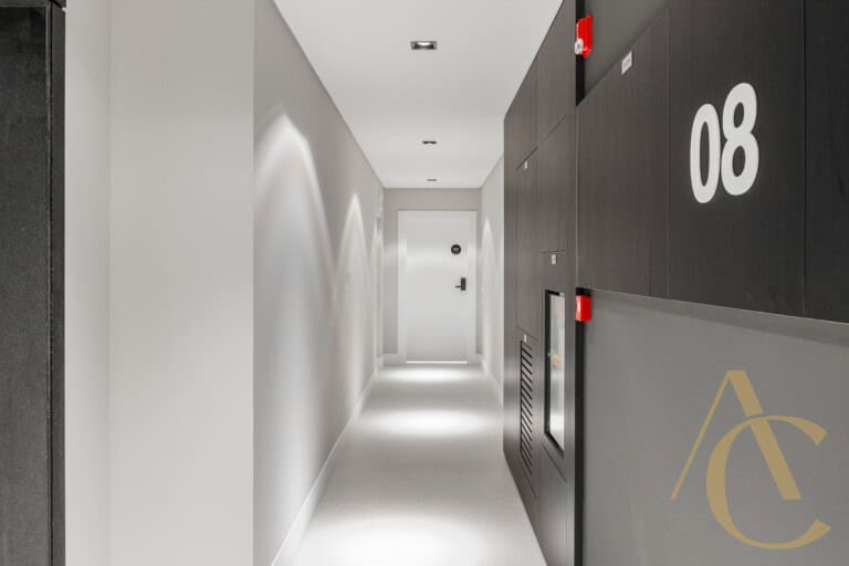 Apartamento à venda, 3 quartos sendo 1 suíte – 2 vagas de garagem –  Centro, Florianópolis, SC.