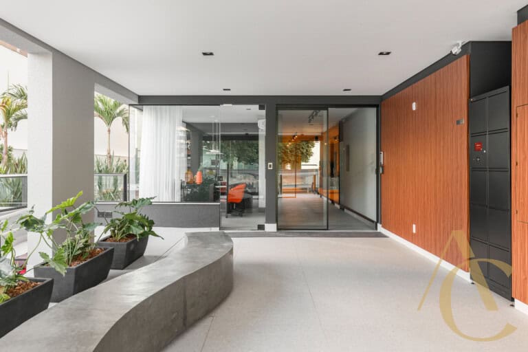 Apartamento à venda, 3 quartos sendo 1 suíte – 2 vagas de garagem –  Centro, Florianópolis, SC.