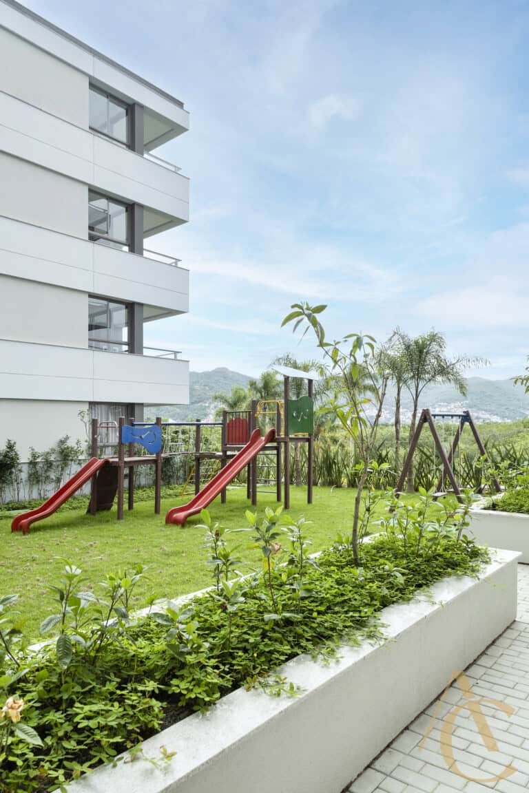 Apartamento à venda – 2 quartos sendo 1 suíte – Cacupé – Florianópolis/SC.