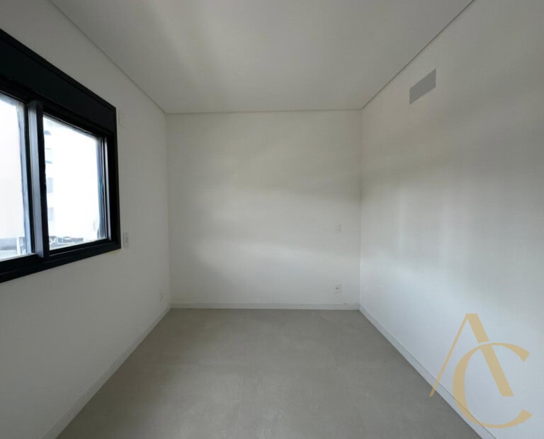 Apartamento à venda – 2 quartos sendo 1 suíte – João Paulo – Florianópolis/SC.