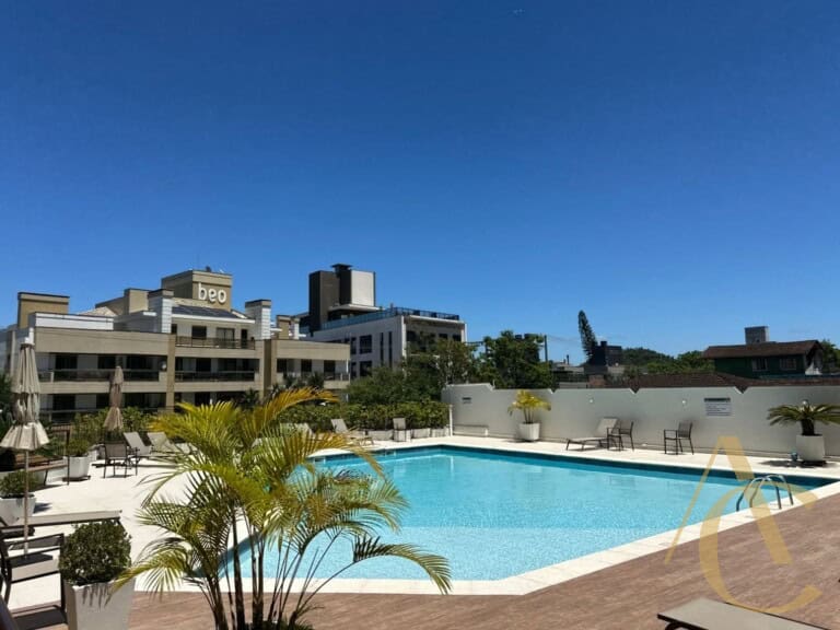 Cobertura  à venda – 2 quartos sendo 1 suíte – João Paulo – Florianópolis/SC.