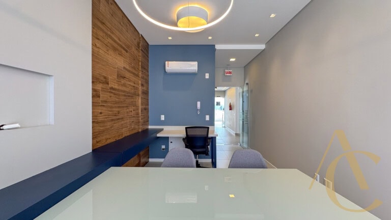 Apartamento à venda – 03 quartos sendo 01 suíte – Estreito, Florianópolis/SC.