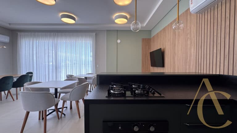 Apartamento à venda – 03 quartos sendo 01 suíte – Estreito, Florianópolis/SC.