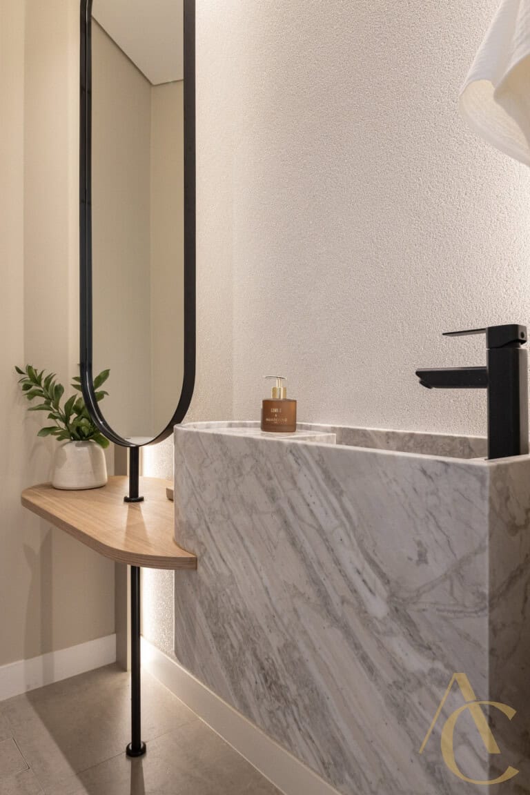 Apartamento duplex à venda – 2 suítes – Decorado – João Paulo – Florianópolis/SC.