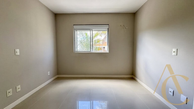 Apartamento para alugar – 2 quartos sendo 1 suíte – Campeche – Florianópolis/SC.