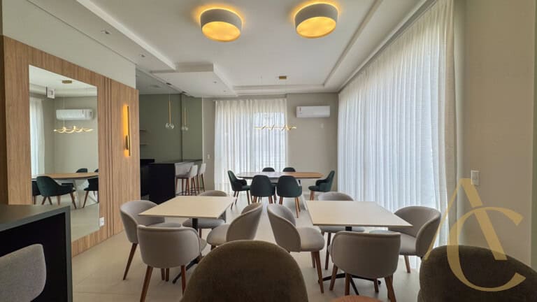 Apartamento à venda – 03 quartos sendo 01 suíte – Estreito, Florianópolis/SC.