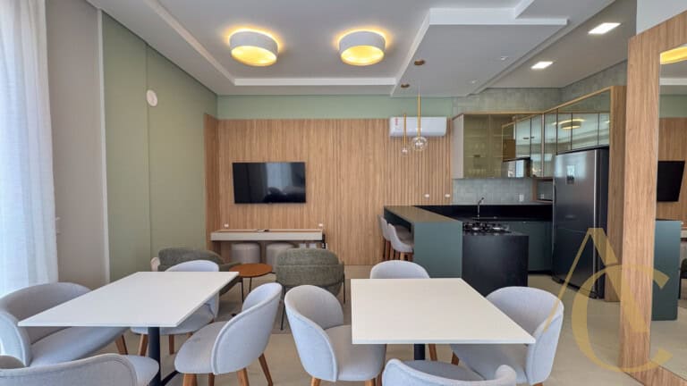 Apartamento à venda – 03 quartos sendo 01 suíte – Estreito, Florianópolis/SC.