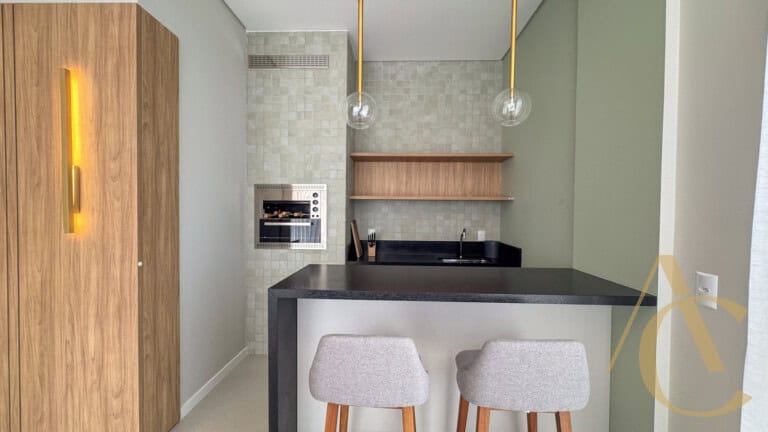 Apartamento à venda – 03 quartos sendo 01 suíte – Estreito, Florianópolis/SC.