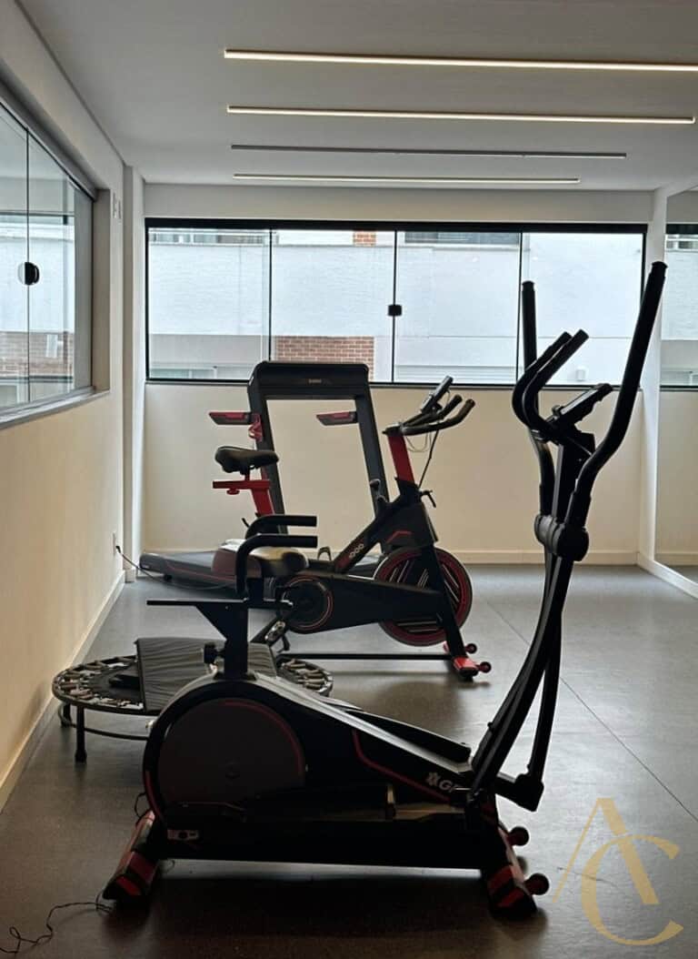 Apartamento à venda – 2 quartos sendo 1 suíte – João Paulo – Florianópolis/SC.