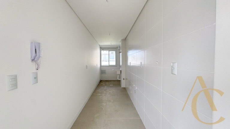 Apartamento à venda – 03 quartos sendo 01 suíte – Estreito, Florianópolis/SC.