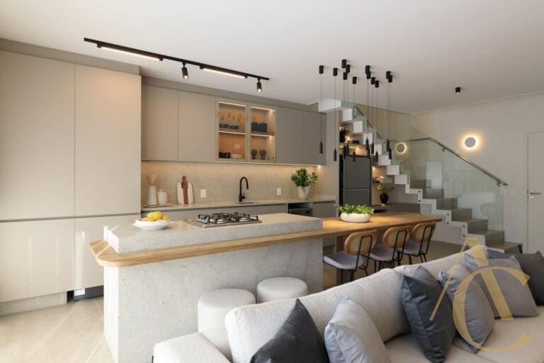 Apartamento duplex à venda – 2 suítes – Decorado – João Paulo – Florianópolis/SC.