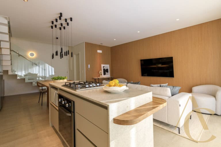 Apartamento duplex à venda – 2 suítes – Decorado – João Paulo – Florianópolis/SC.