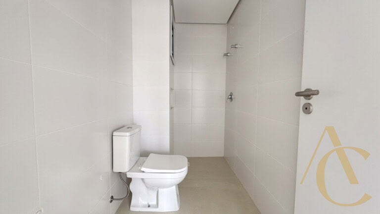 Apartamento à venda – 03 quartos sendo 01 suíte – Estreito, Florianópolis/SC.