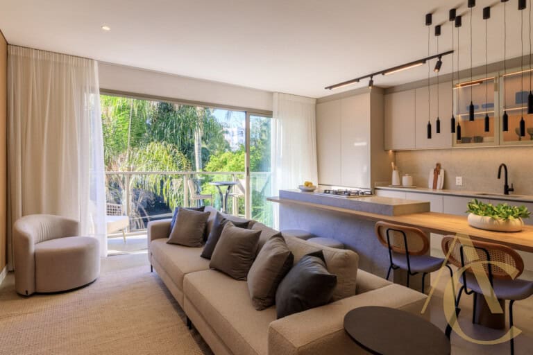 Apartamento duplex à venda – 2 suítes – Decorado – João Paulo – Florianópolis/SC.